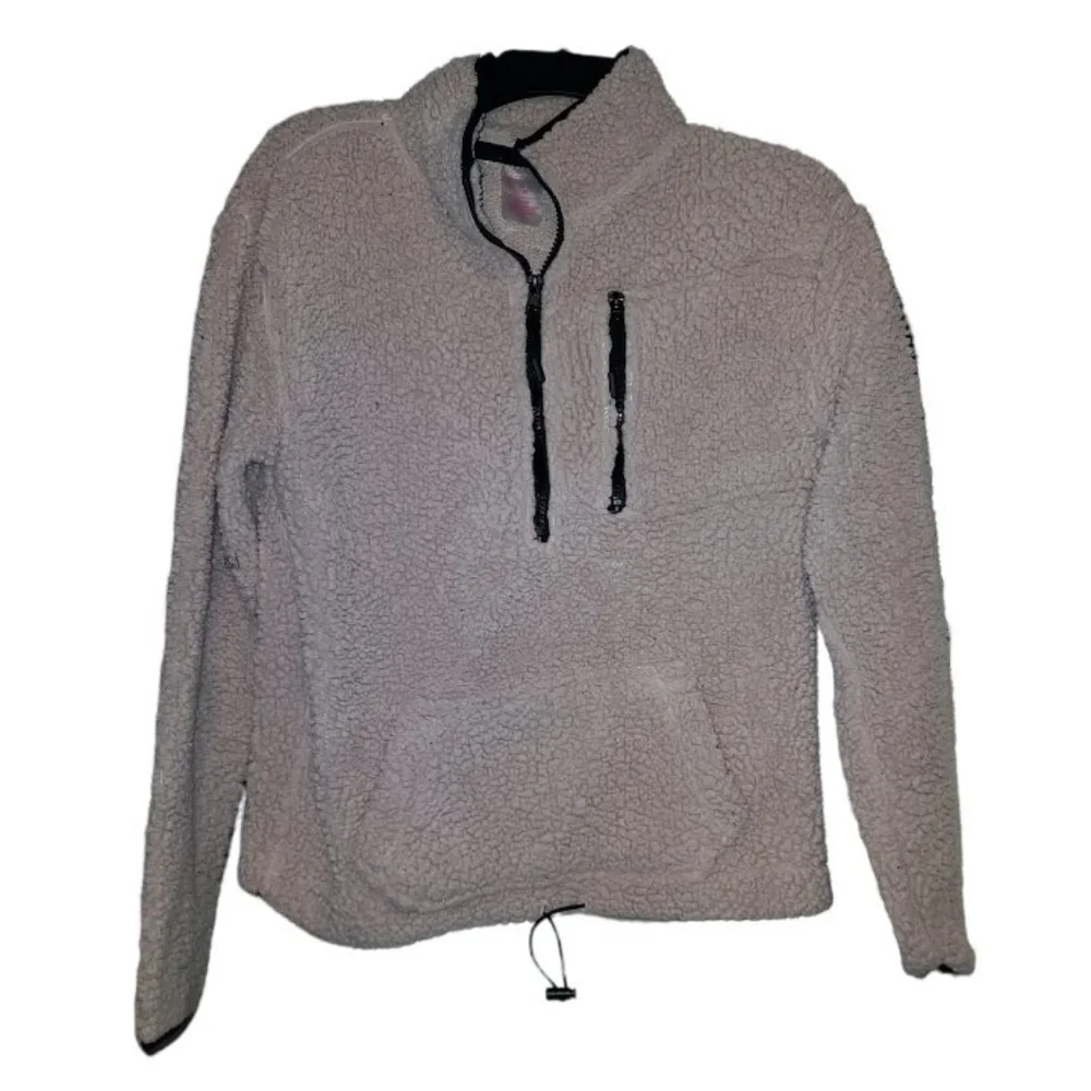No boundaries Pink fuzzy sweater